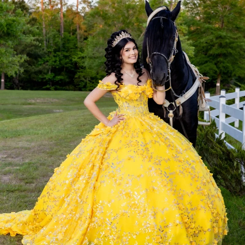 

Shiny yellow Quinceanera Dress crystal Lace off-shoulder sequins decal 3D flower Bow vestidos de 15 Quinceanera ﻿Customized