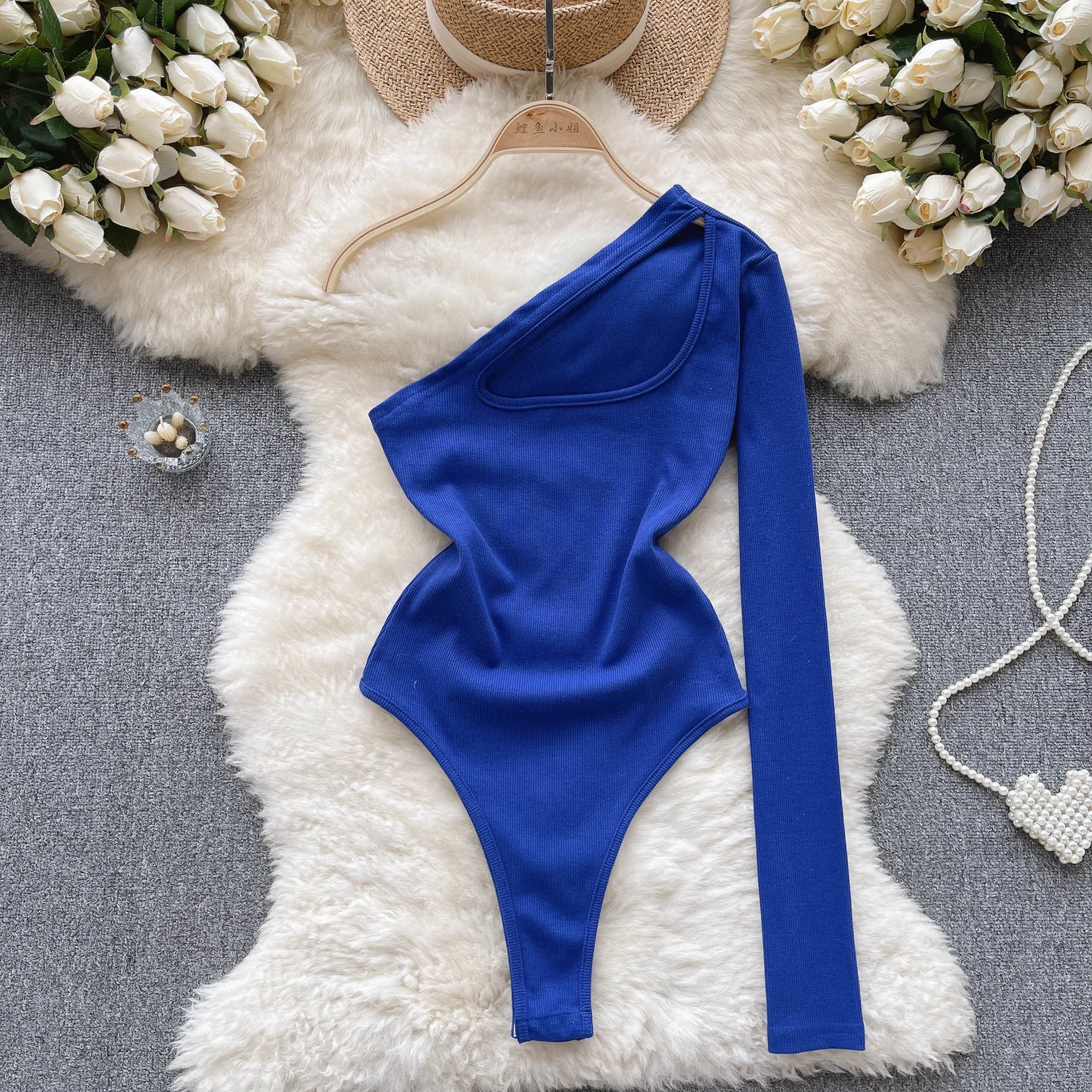 

Foamlina Sexy Cut Out One Shoulder Long Sleeve Women's Bodysuits Elegant Casual Skinny Fit Elastic Knitted Club Party Body Top