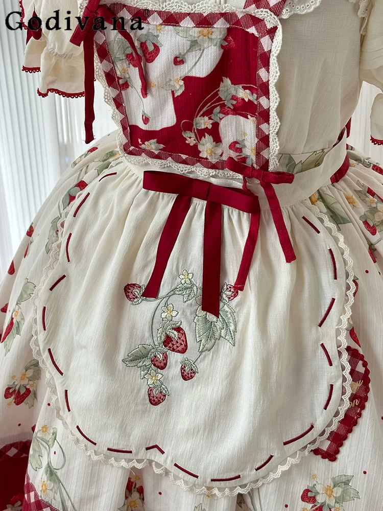 

Original Strawberry Embroidery Cute Apron Soft Girl Sweet Cute Lolita Versatile Apron Women's Y2k Accessories