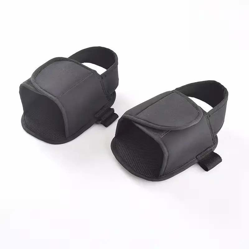 Elderly wheelchair anti-drop protective shoes restraint shoe cover