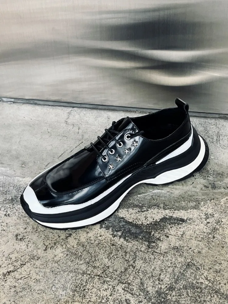 Fashion Cowhide Genuine Leather Mens Platform Casual Shoes Round Toe Black White Mixed Colors Designer Lace Up Rivet Sneakers
