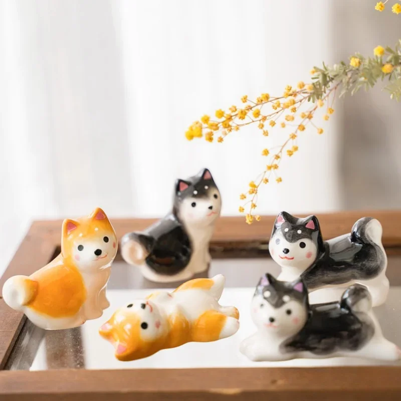 Japanese Shiba Inu Chopsticks Holder Animal Series Ceramic Table Decorative Ornaments Home Kitchen Spoon Rest Cute Tea Pets