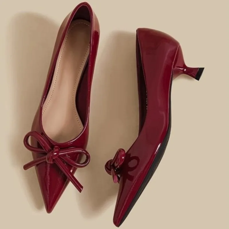 

Женские весенне-осенние туфли на высоком каблуке из лакированной кожи с бантом, новые нескользящие темпераментные туфли на шпильке с острым носком