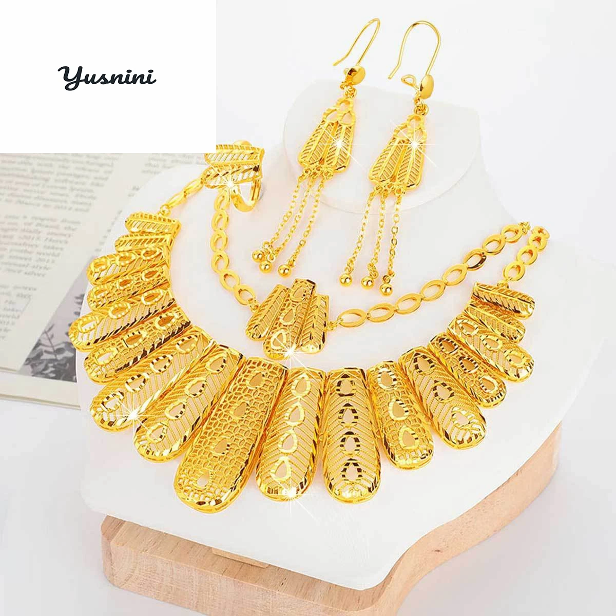 

Fashion 24K Gold Plated Customized Necklace Earrings Bracelets for Couples' Wedding, Christmas Gifts, Jewelry DD10933
