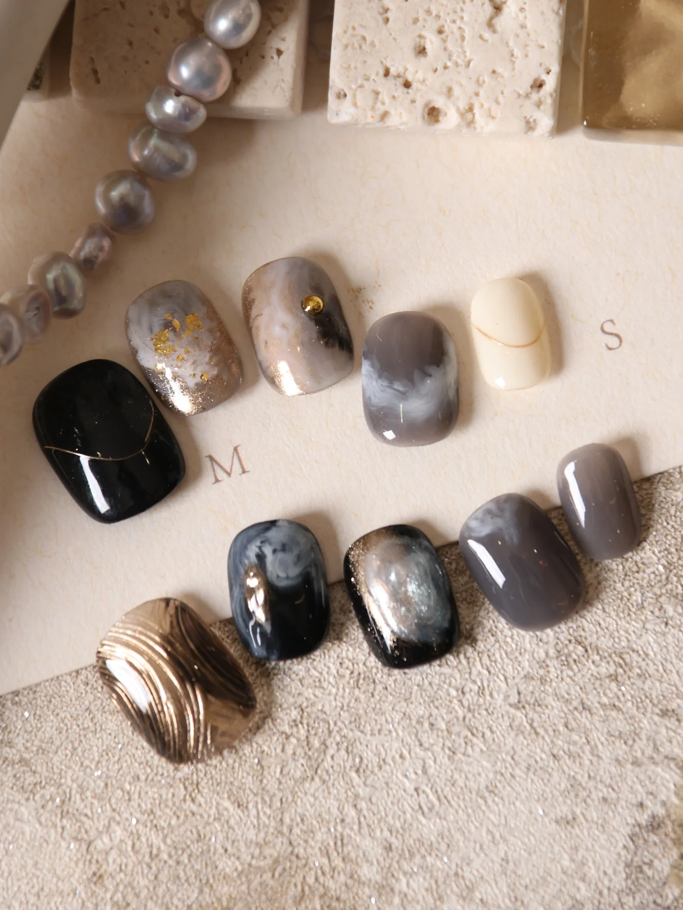 10Pcs Press on Nails Short Brown Black Halation Acrylic Press on Nails Fake Nails Includes 1 Sheet Adhesive Tabs & 1 Pc Mini File