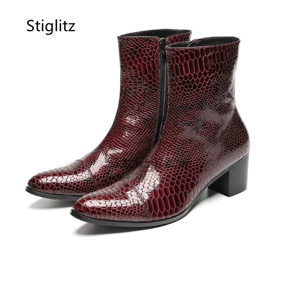 

Бордовые ботинки челси на высоком каблуке, мужские ботильоны со змеиным узором, пряжкой и цепочкой, деловая обувь из натуральной кожи с острым носком