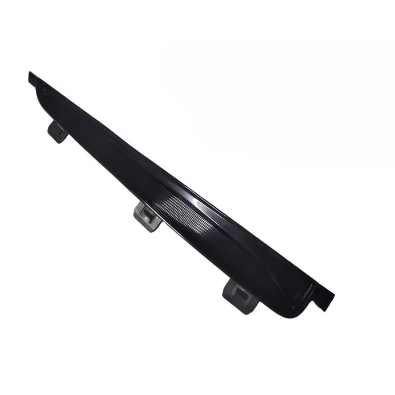 

Genuine Front Bumper Decorative Strip Large Lightings Strips Left Right Side Lighting Fixtures Plastic for Xiaopeng P7