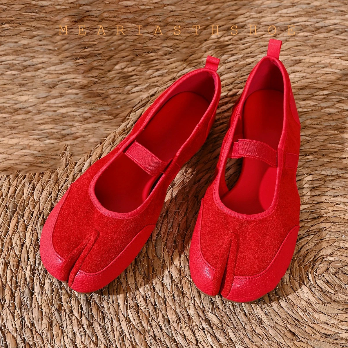 

Women Sandals Split Toe Ballet Dance Shoes Woman Summer Tabi Hollow Flats Loafers Zapatos Mujer Suede Shallow Walking Sneakers