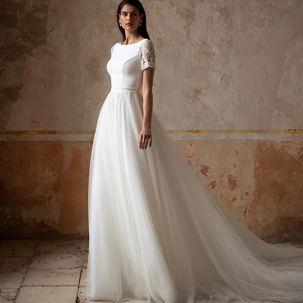 

Scoop Neck Satin Top Wedding Dress Beaded Short Sleeve Sexy Open Back and Floor Length Tulle A-Line Bridal Customized Gown