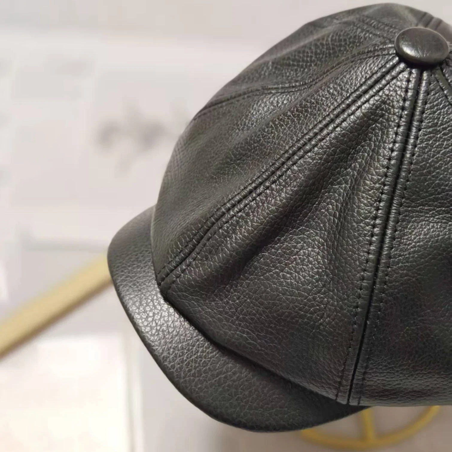 Winter Autumn Real Leather Newsboy Cap For Men British Style Artist Cap Outdoor Street Fashion Women Hat Leisure Beret Caps