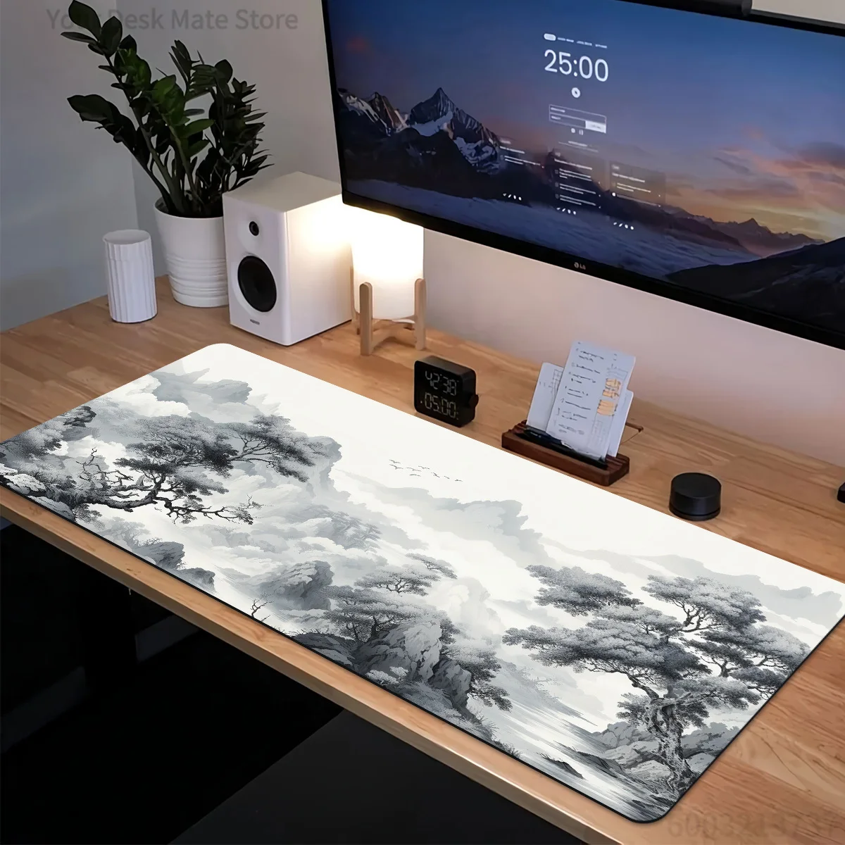 Vintage Oriental Scenery Mouse Pad, Ink Wash Painting & Retro City Print, Non‑Slip Desk Protector for Laptop Workspace Decor