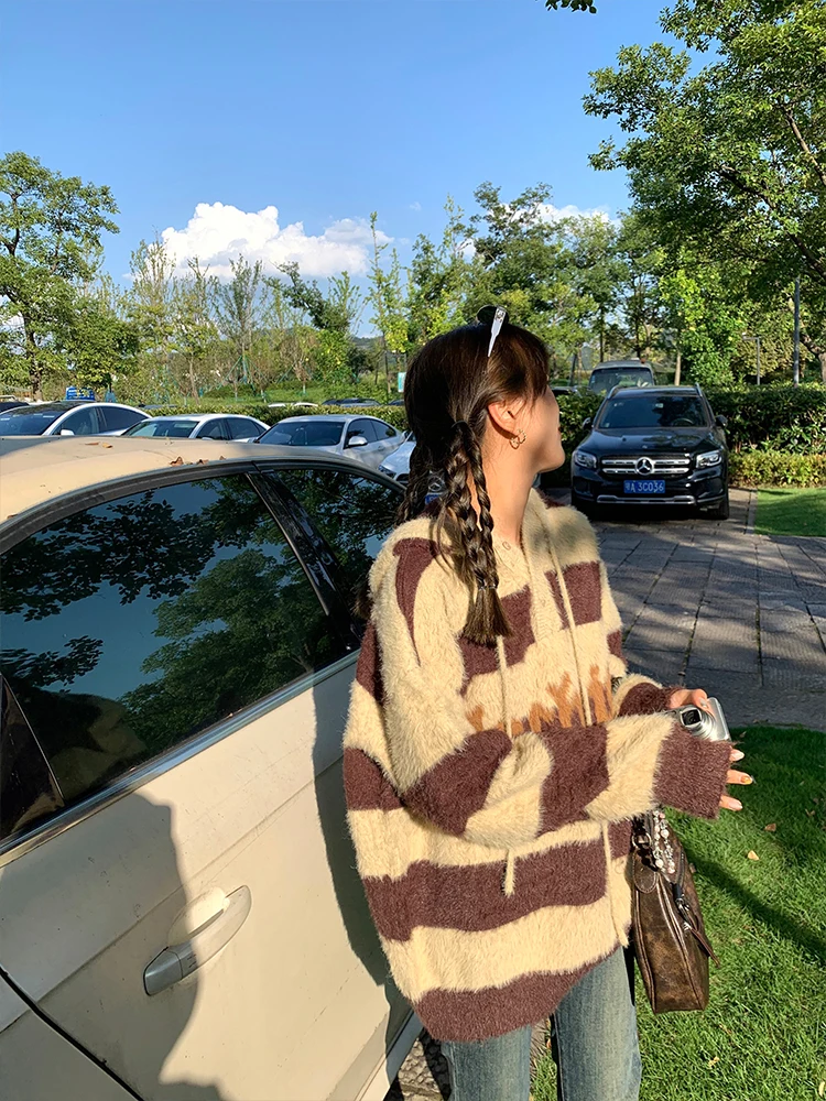 

NIDEBLA American Retro Autumn Winter Loose Women's Knitted Hat Sweater Faux Fur Striped Hoodie Warm Street Sle Long Sve