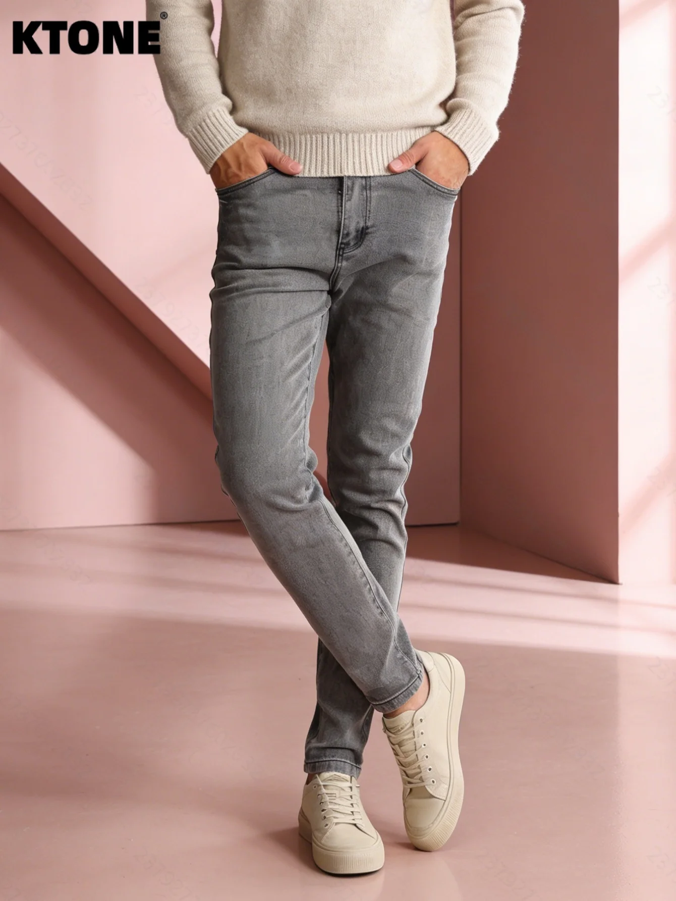 

Men's Neo-Chinese Maple Style Slim Fit Pants for Autumn Maple Forest Photography Dating