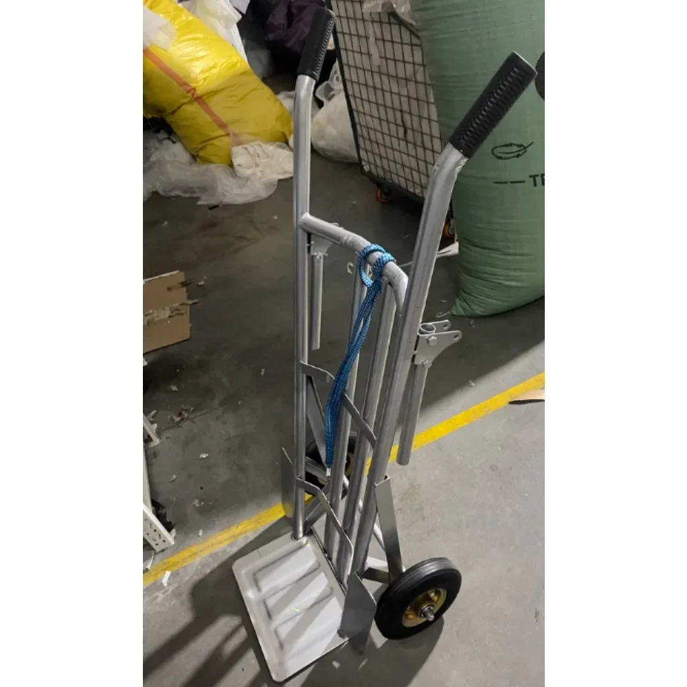 Thickened curved trolley for pulling and transporting goods