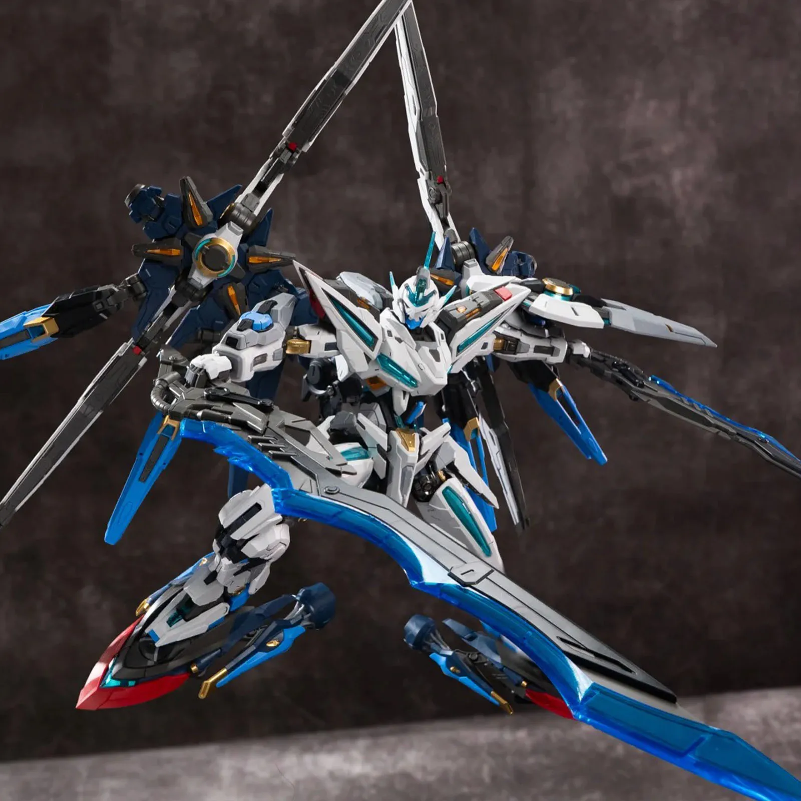 

Motor Nuclear Advanced Type Huan Ci Garage Kit Mnp-Cr01 Headmaster Assembly Model Kit Action Figure Doll Collect Ornaments Gift