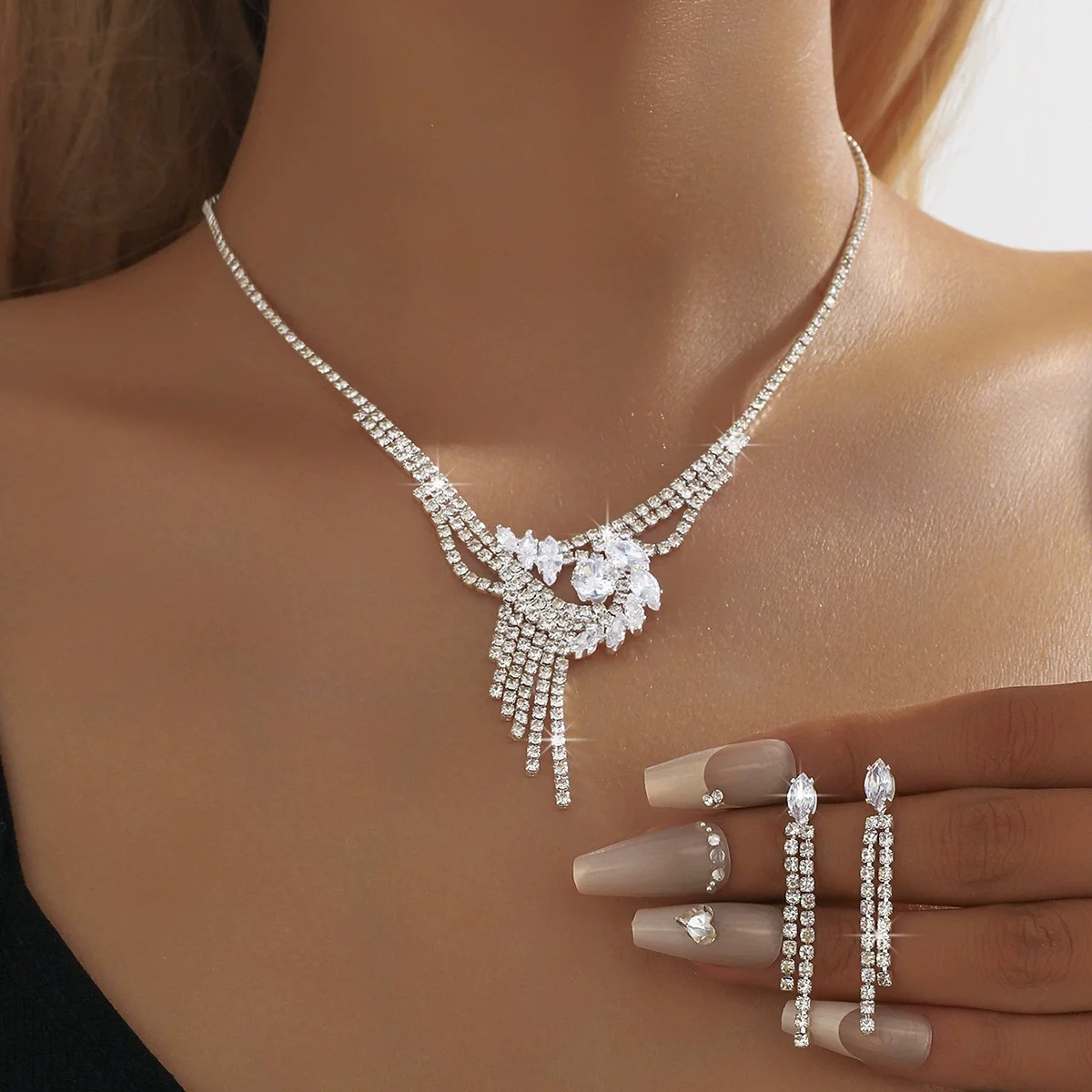 

Zircon diamond-set geometric necklace and earrings set - luxurious and high-end style accessory. Wife's Gift
