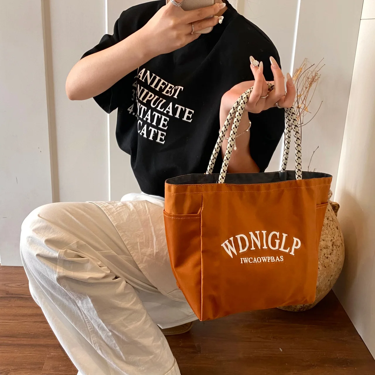 

Spacious Tote Bag Minimalist Mom Purse for Women Versatile Commuter Bag Large Capacity Shopping Tote Fashion Day-to-Night Bag​