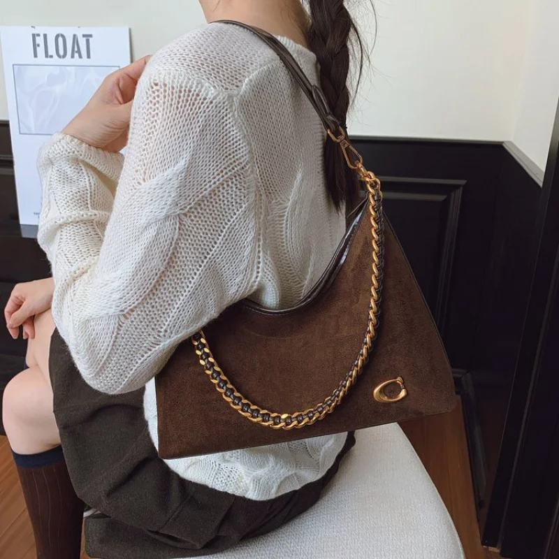 Bolsa crossbody feminina chique feita de couro de cabra, tirana sofisticada, casual, espaçosa, macia, aparência diária ​