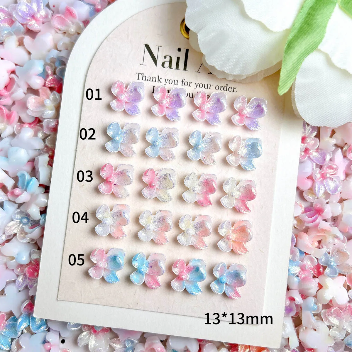 Misto casuale che si illumina al buio resina morbida fiore decorazioni per unghie artistiche gradiente colorato Phalaenopsis ciondoli per unghie parti artigianali fai da te