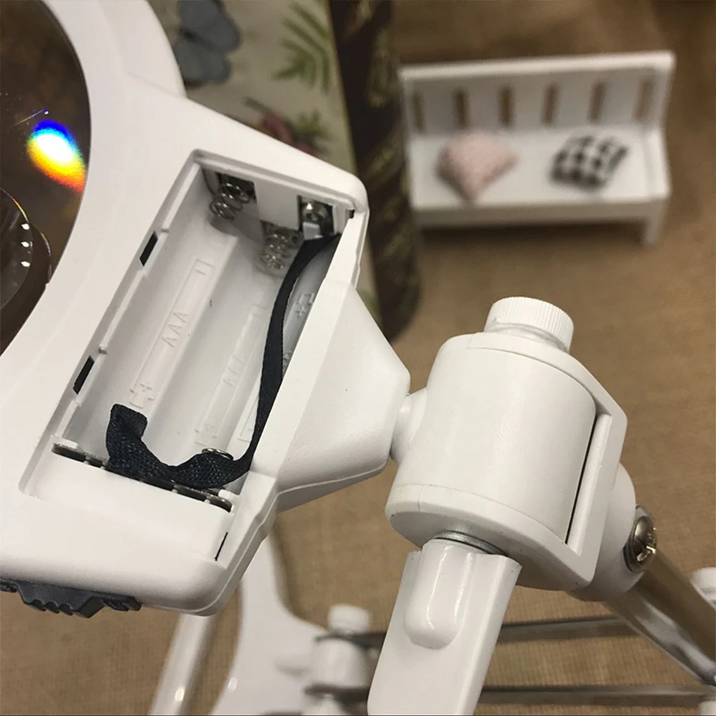 

2.5X 130Mm Foldable Desktop Magnifying Glass Led Light With 5X 25Mm Inner Lens White For Reading Inspection Crafts Jewelry