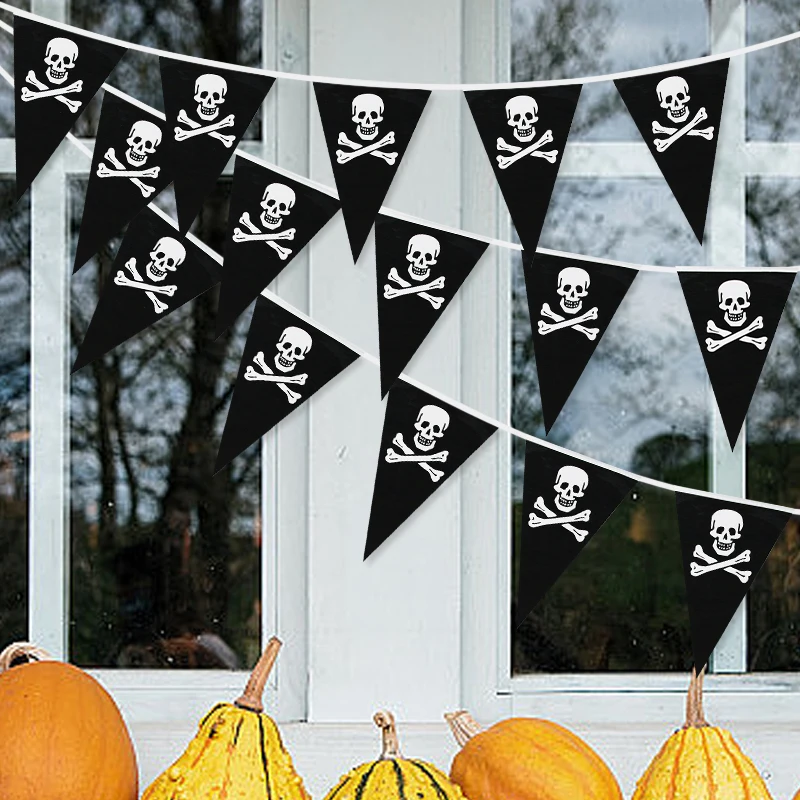5 m Halloween Horror Piratenschädel Banner Dreieck PE Schwarze Flagge Girlande Gruseliger Totenkopf Piratenthema Kindergeburtstag Party Hängedekoration