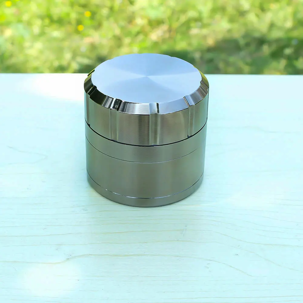 Metal Herb Crusher 63MM 4 Layers Accessories Manual Hand Grass Spice Crusher Molino de humo Accesorios de tabaco