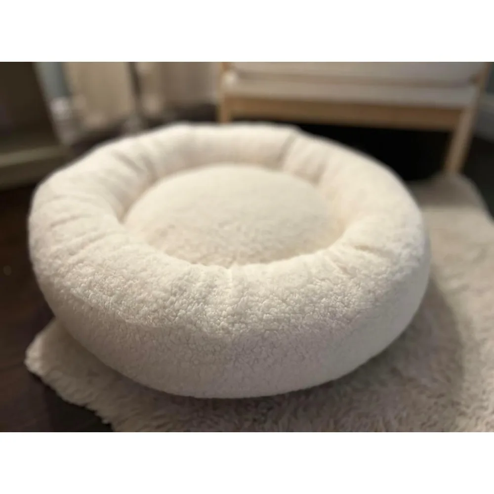 Ultra Plush Angel Hair Filled Donut Pet Bed – Calming Nest for Small to Medium Dogs and Cats, Washable Cushion, 18" x 6"