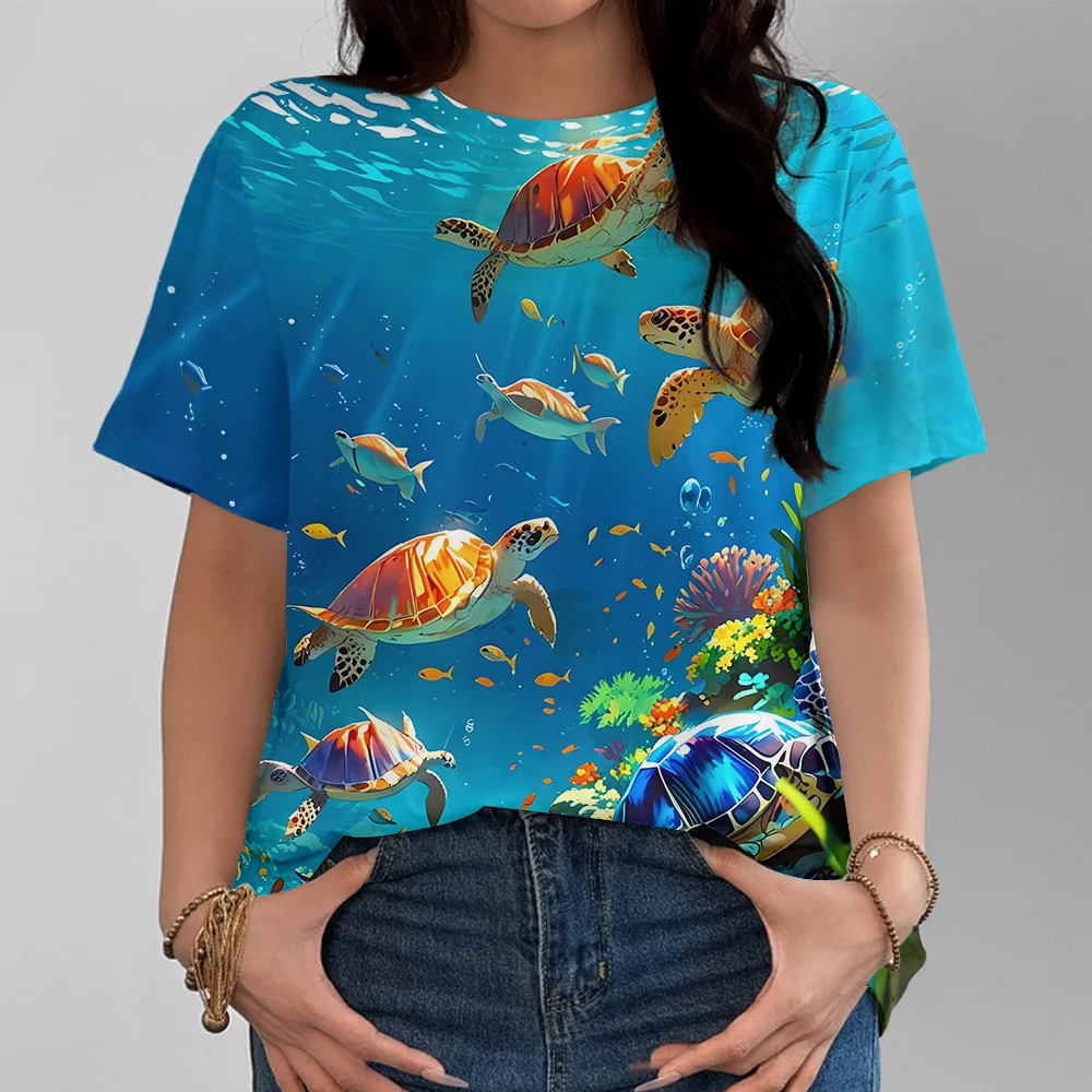 

Женская футболка с синим черепаховым коралловым принтом — вдохновленная природой для лета, повседневная мода и удобные с короткими рукавами Y2K