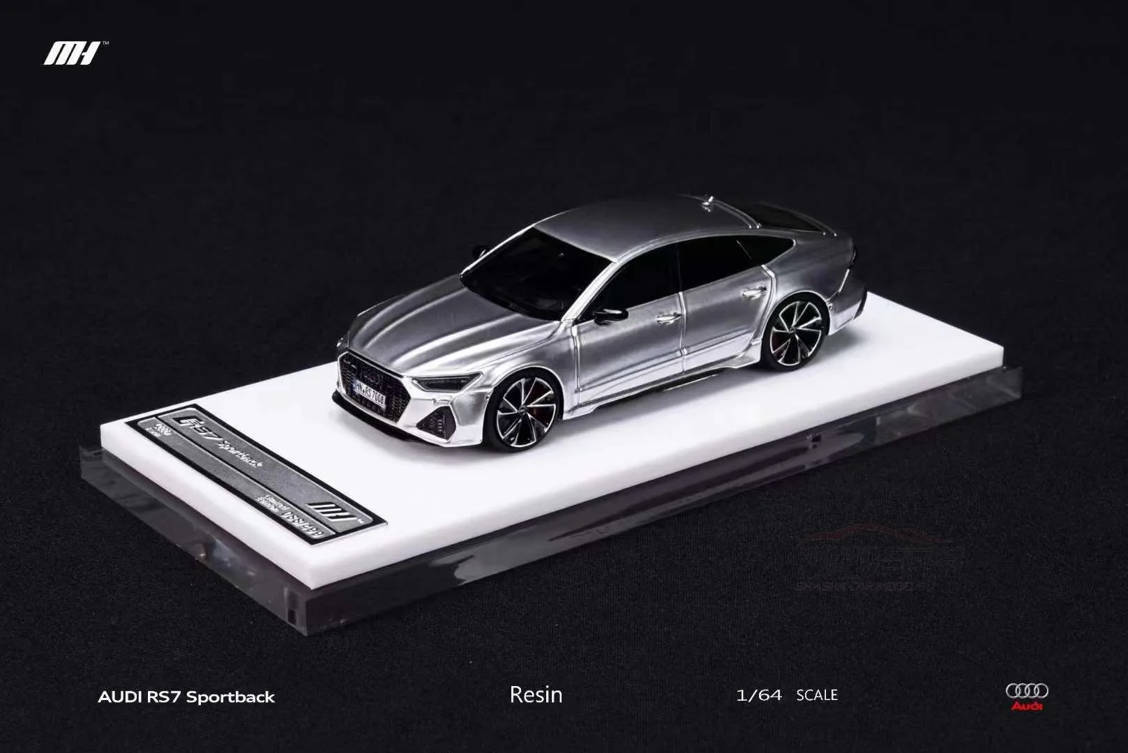 Motorhelix 1:64 Audi Rs7 resin ornament car model