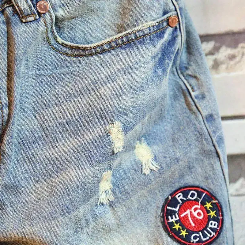 Short Jeans Pants for Men Long Straight Half Man Denim Shorts Bermuda Patches Cowboy Designer Jorts Streetwear New in Buttons Xl