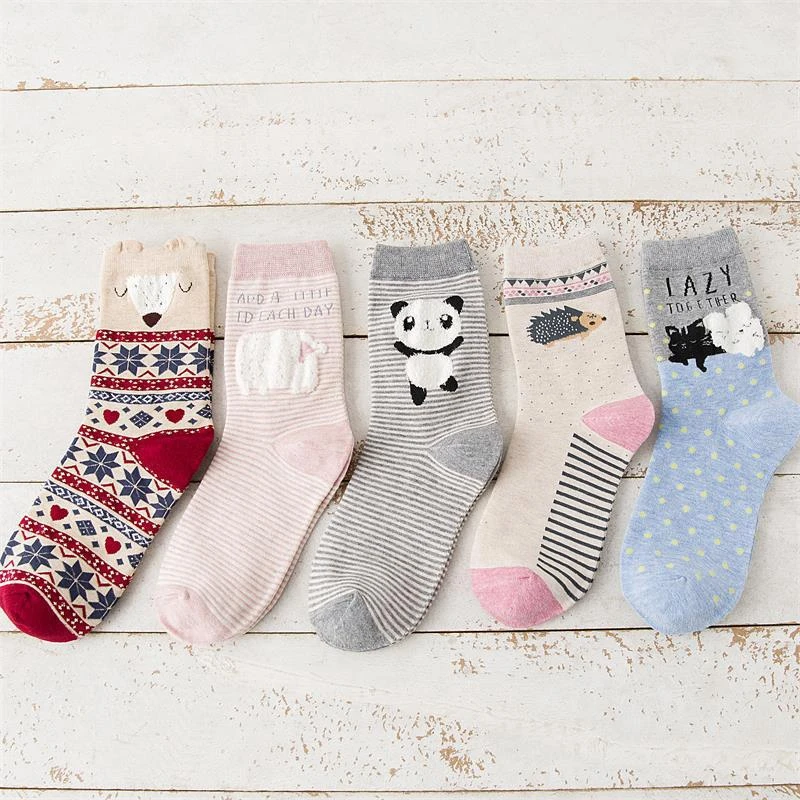 Cute Women\'s Socks Kawaii Cartoon Animal Bear Hedgehog Fox Penguin Cotton Socks Harajuku Funny Crew Tide Socks Christmas Gift