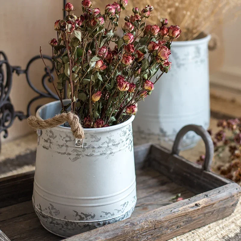 

Vintage Made Old Tin Bucket Flower Barrel Flower Pot Vase Decoration Groceries Garden Iron Small Pots for Plants Home Decor