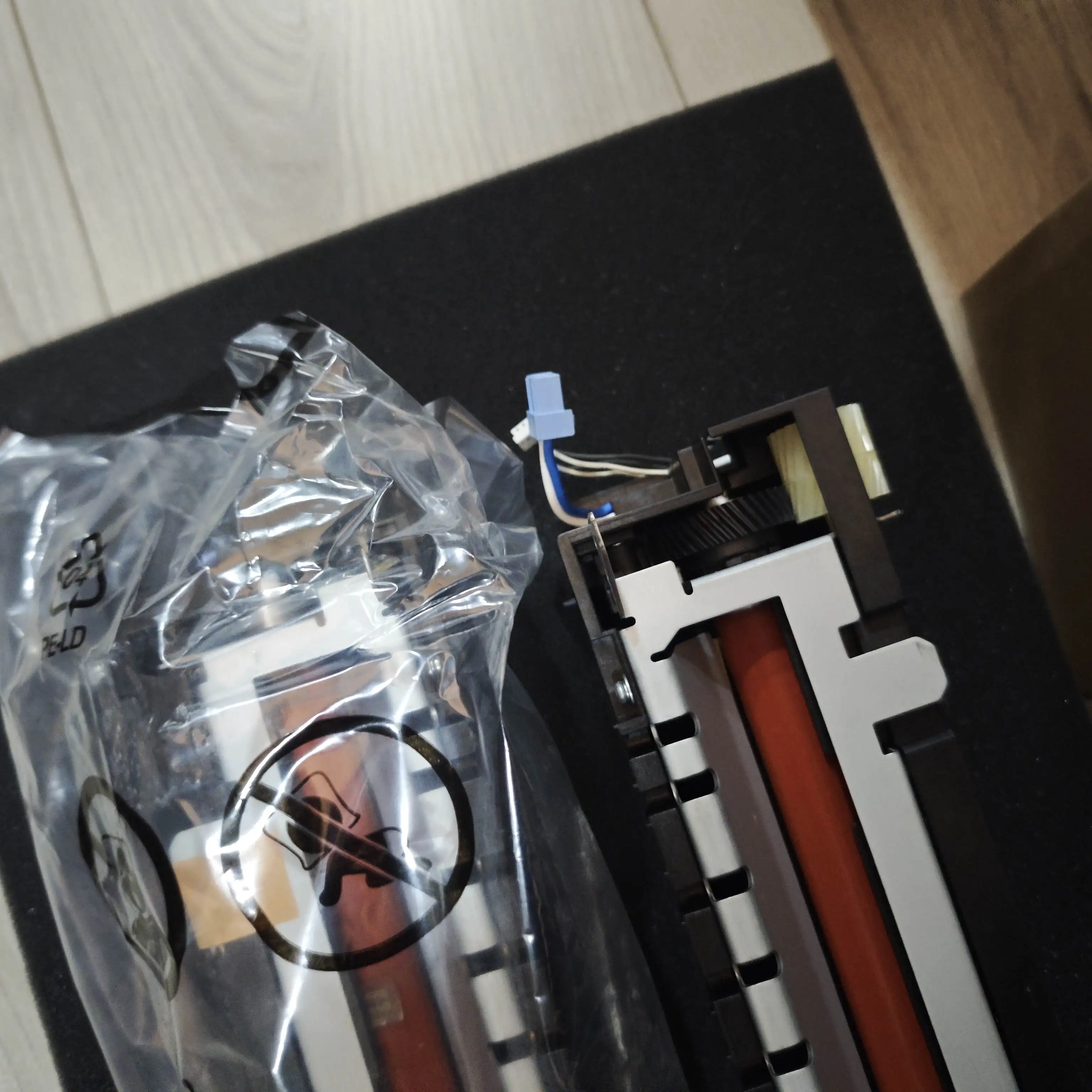 

Fuser Unit ASSY For Xerox Phaser 6510 6510DN Workcenter 6515 6515n MFP Laser Printer