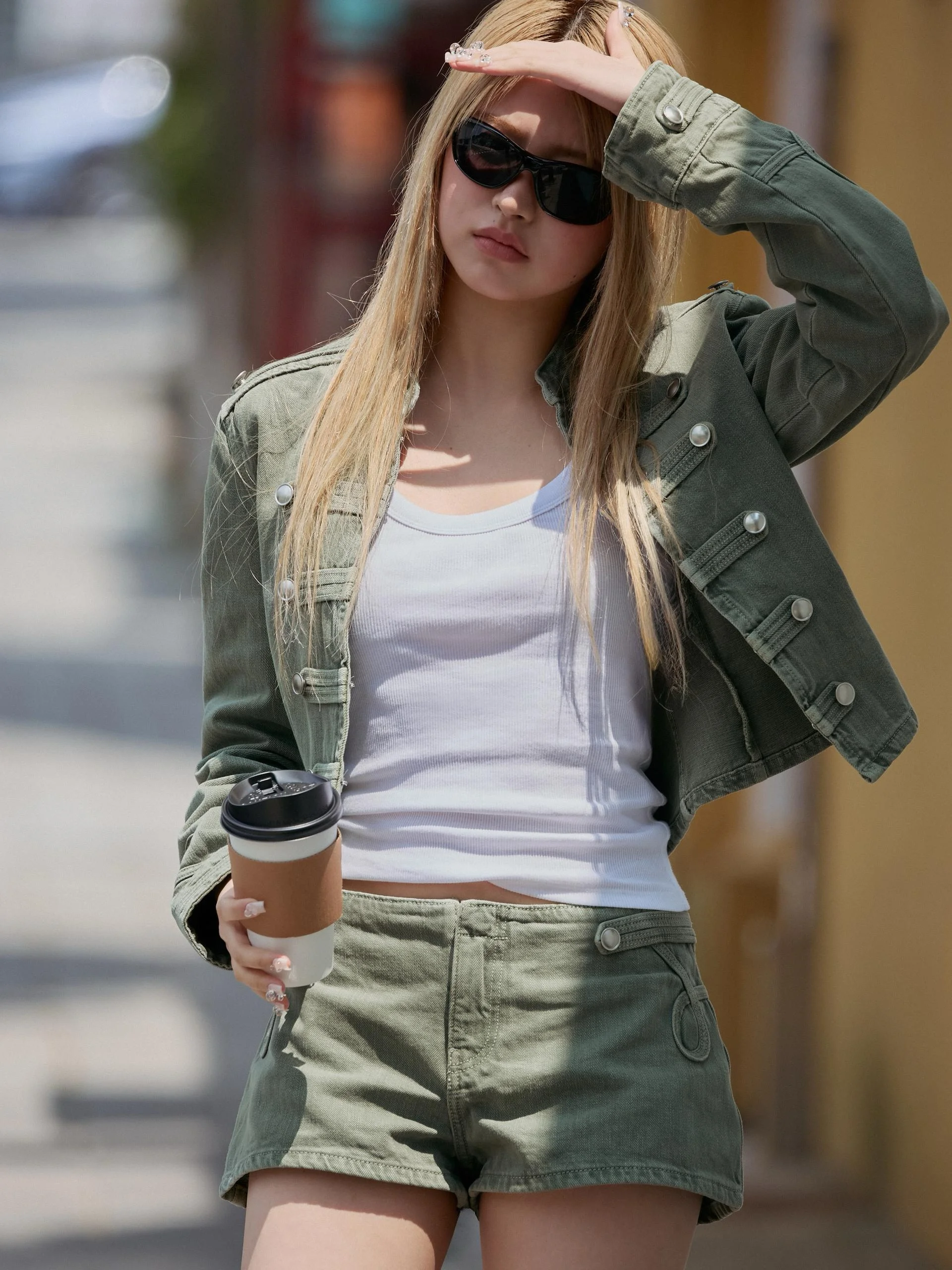 

Women's Army-green Mini Shorts, Y2K Denim Style Military-green Low-rise Buttoned Mini Shorts, Trend Short Shorts For Summer 2026
