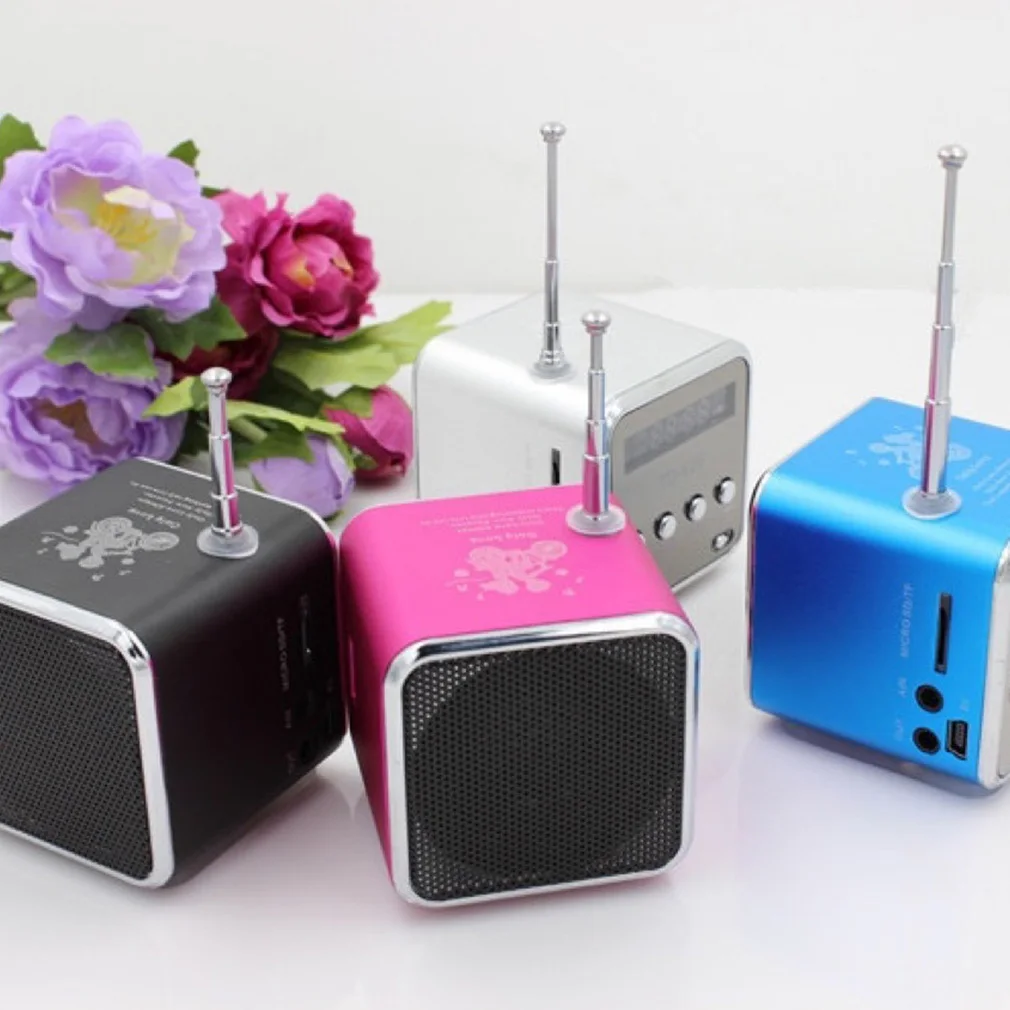 Portable Td-V26 Digital Fm Radio Speaker Hot Mini FM Radio Receiver Music Player AUX (2.0) Full-Range Support TF Card and U Disk