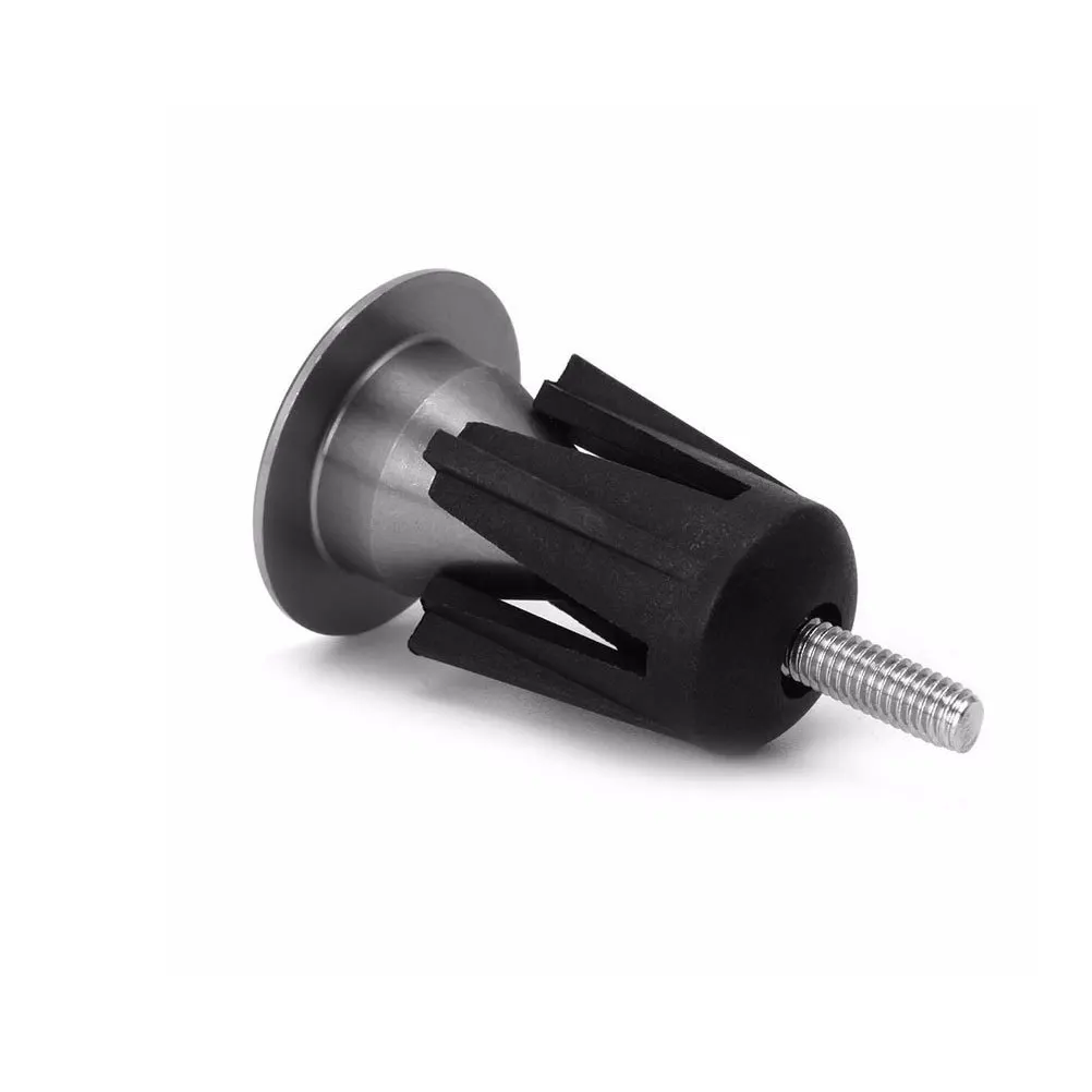 زوجان من مقابس نهاية المقود المصنوعة من سبائك الألومنيوم خفيفة الوزن ومتينة ومقابض غطاء المقود باللون الأخضر