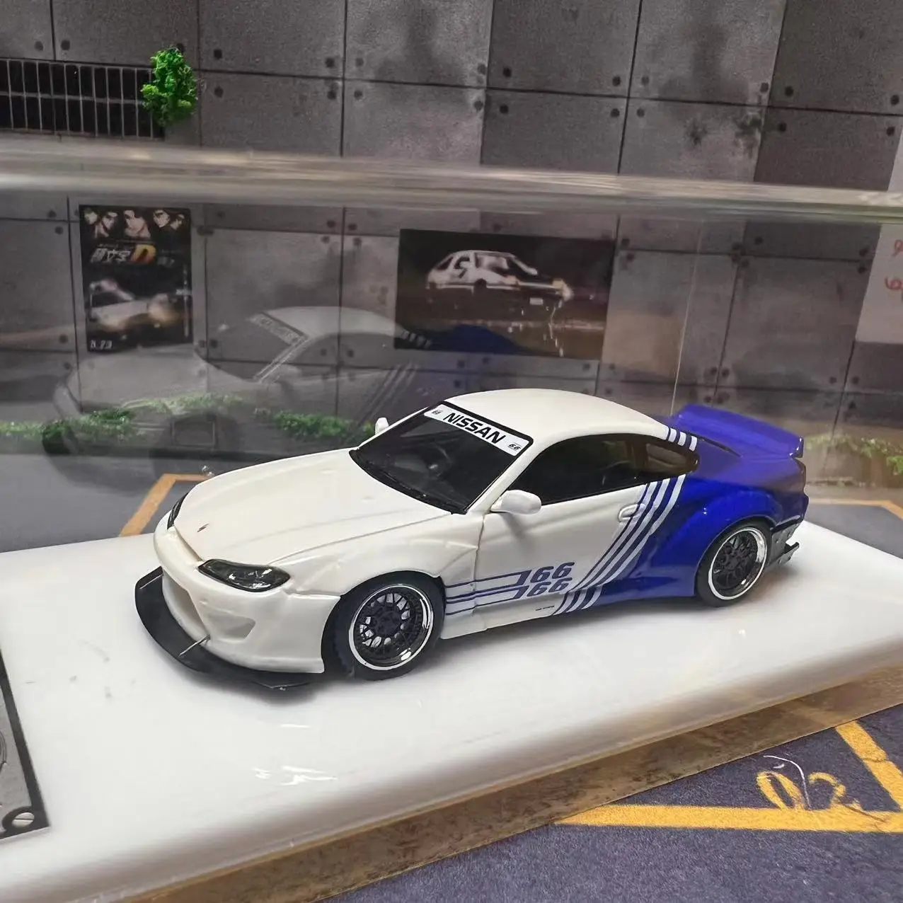 Carro modelo resina fogo selvagem, 1:64 Silvia S15 Rocket Bunny