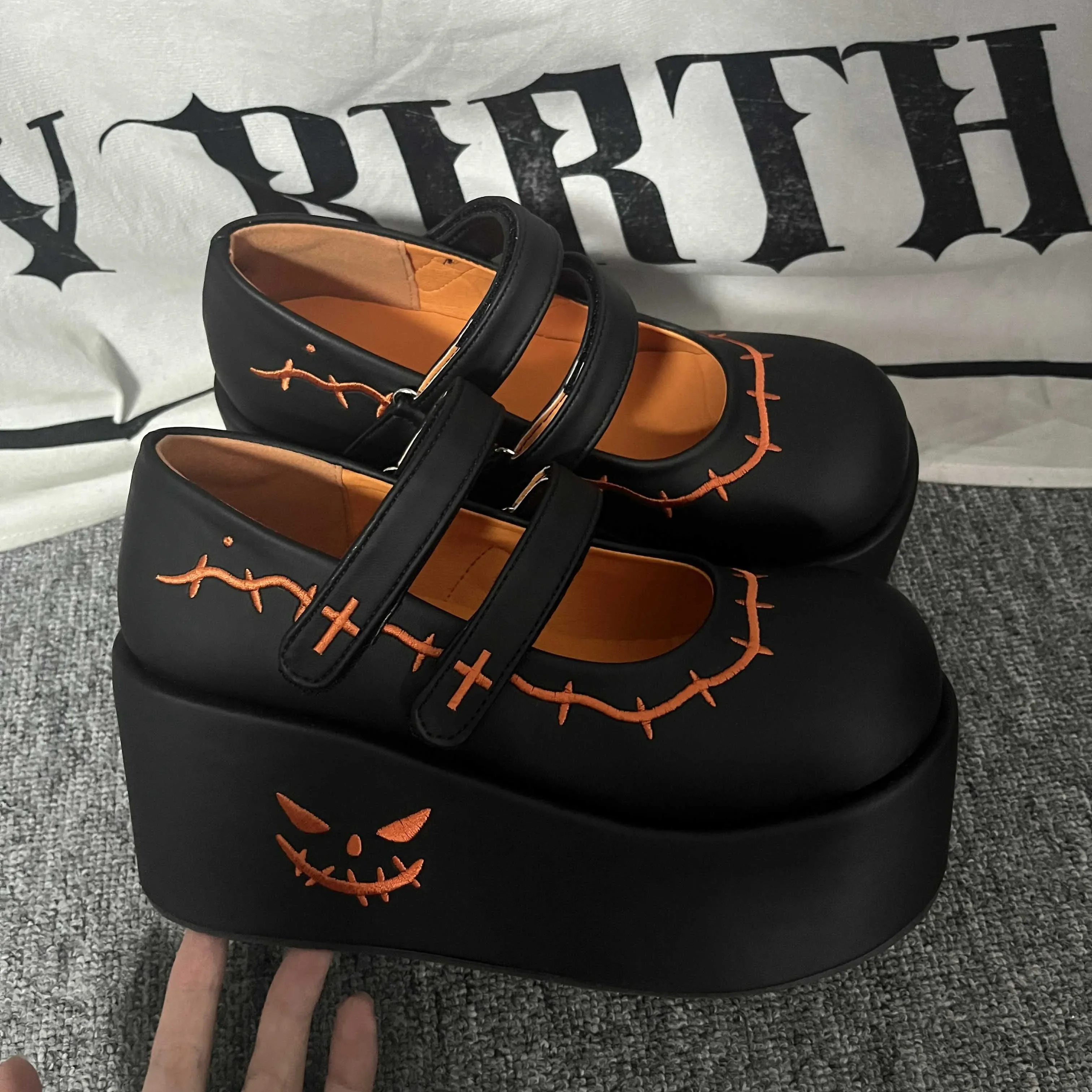Halloween Cosplay Y2k Platform Shoes Spring New Student Subculture Goth Punk Mary Jane Shoes Womens Cartoon Print High Heels