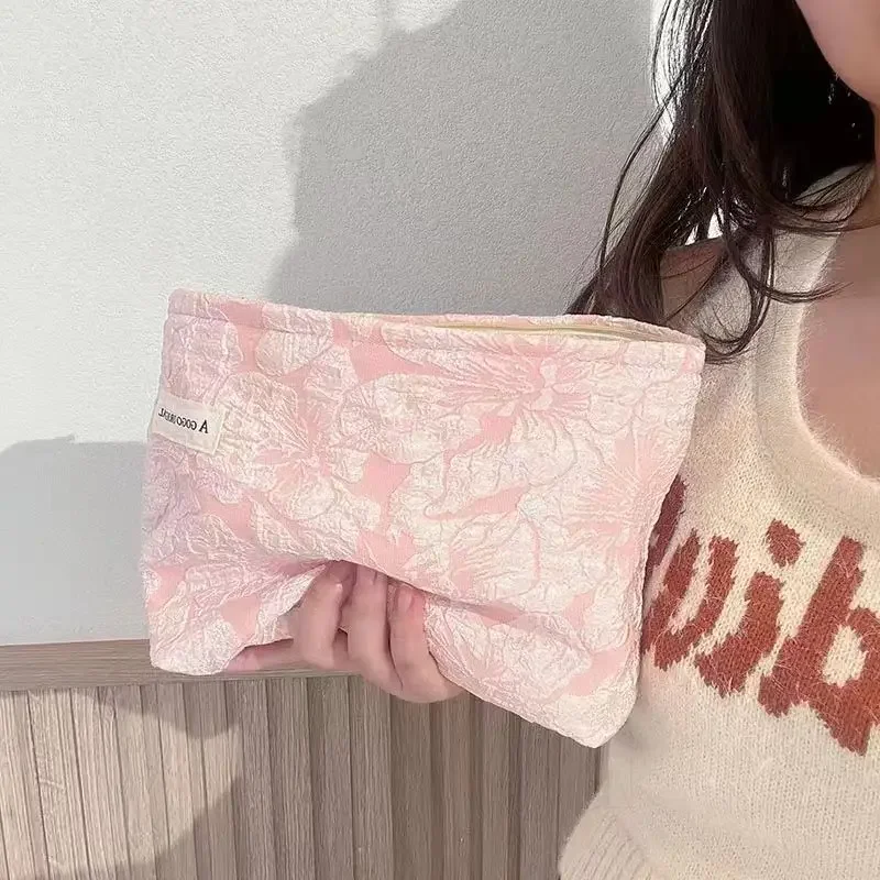 Tragbare Tasche mit rosa Blumenprägung, stilvolle schöne Kosmetiktasche, einfache Aufbewahrungstasche mit großem Fassungsvermögen, geeignet für den täglichen Gebrauch – Detail 17