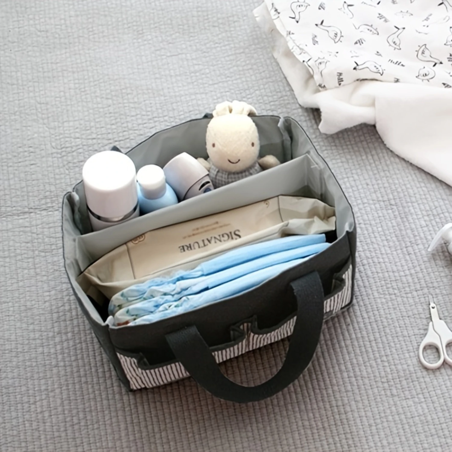 Diaper Caddy Organizer Basket, Portable Nursery Bin Tote Bag for Wipes, Bottles, Toys - Travel-Friendly Storage Solution!