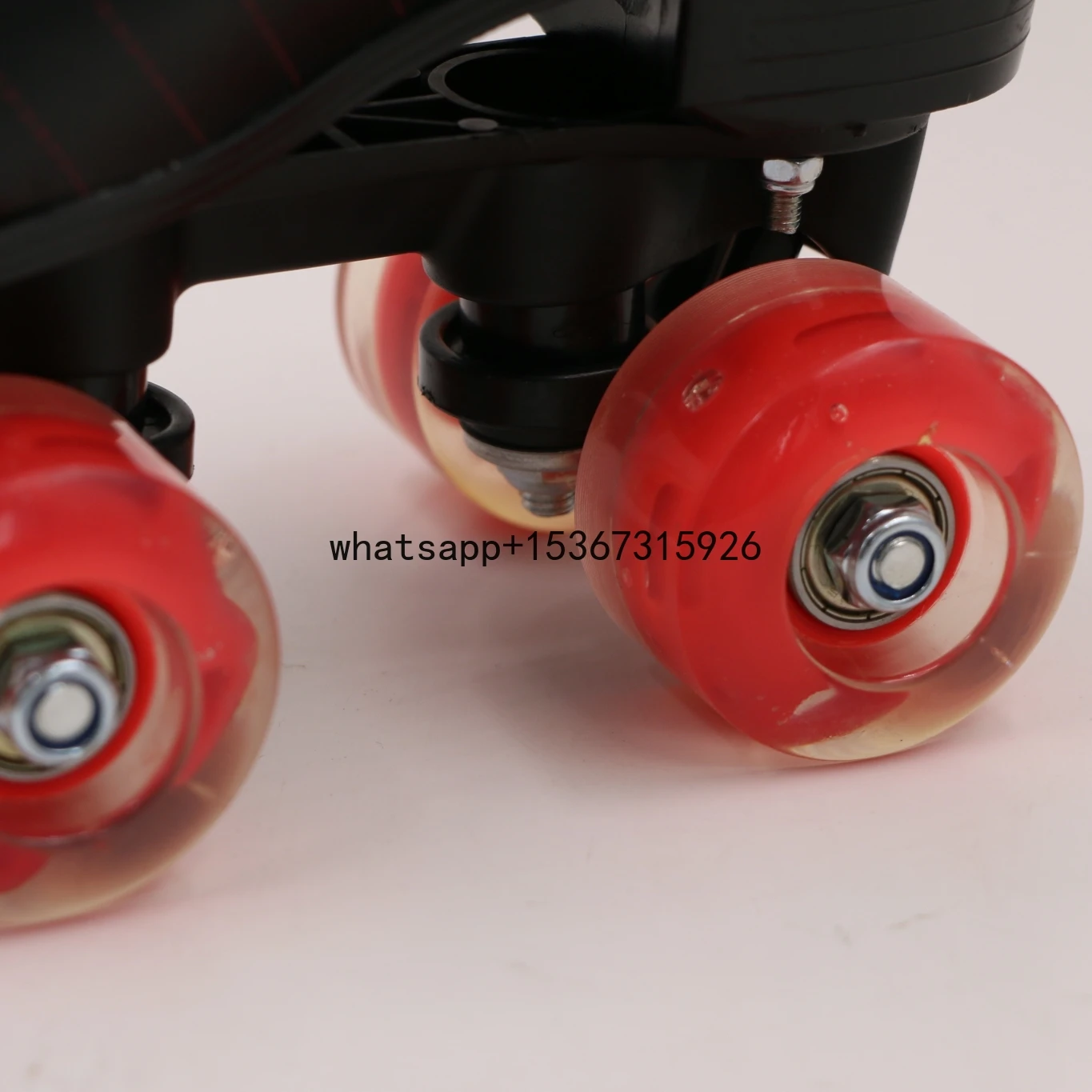 Hot Selling Wholesale Cheap Roller Skates 4 wheel roller skating Shoes Woman Flashing Roller for Adult Broad skate