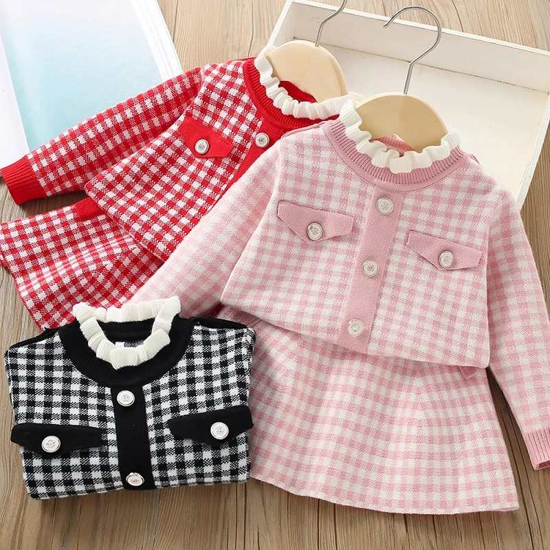 2-6-year-old winter children's set knitted long sleeved skirt set fashionable and stylish plaid knitted girl's short skirt set