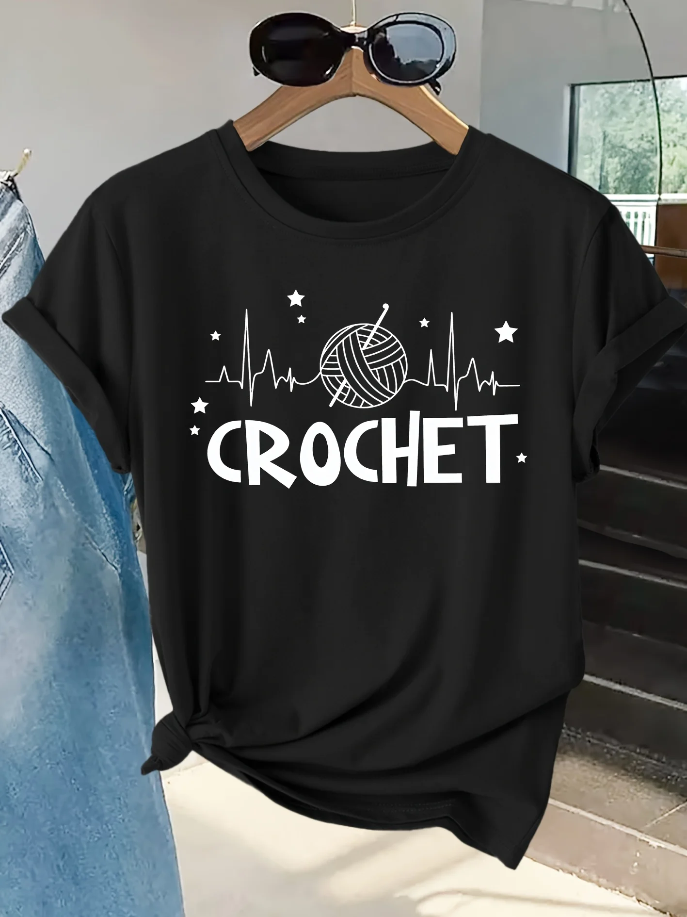 Women's T-shirt Crochet Heartbeat Thread Ball Fun Print Round Neck Warm and Healing Casual Trend Daily Versatile Women's Top