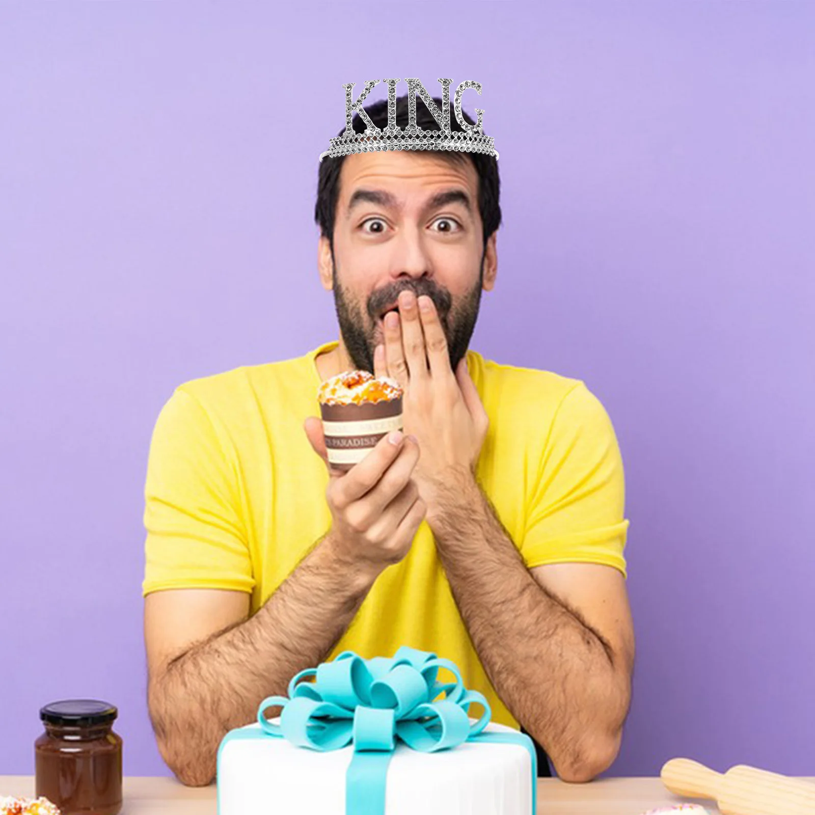 

1 Set Crown Sash For Men, King Crown Party Accessories, Happy Birthday Shoulder Strap Decor, Birthday Party Supplies, Crowns For