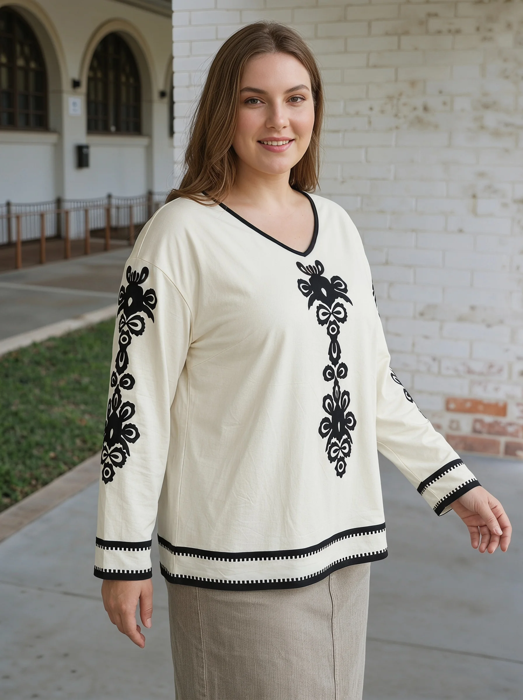 Gadinus Plus Size White Blouse Women Black Ethnic Print Long Sleeve Loose Fit V Neck Casual Top Tunic Shirt image 3