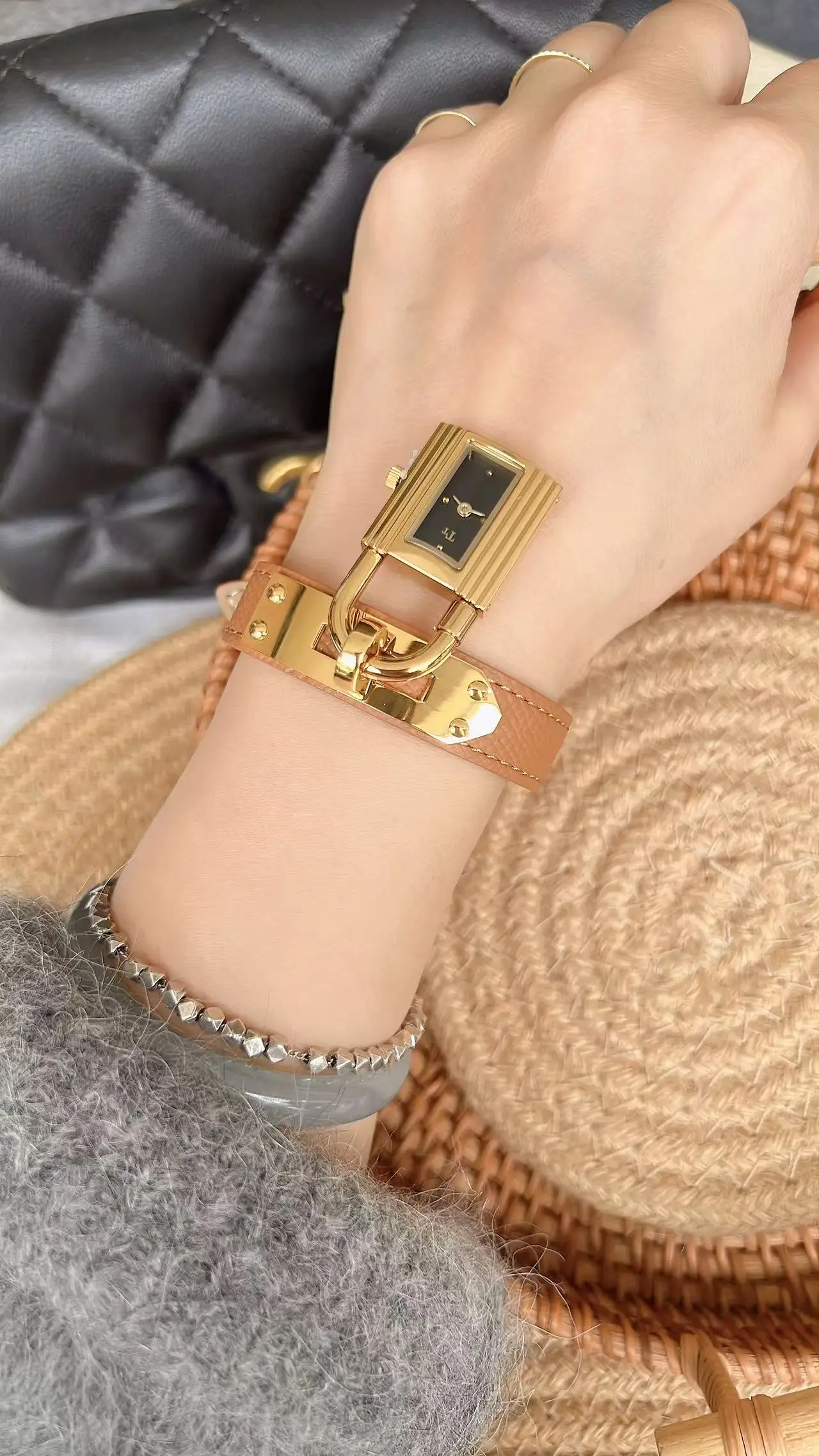 M Handmade Stainless Steel New Women's Watch Chain Watch Genuine Leather Vintage Quartz Watch Fashion Small Gold Watch