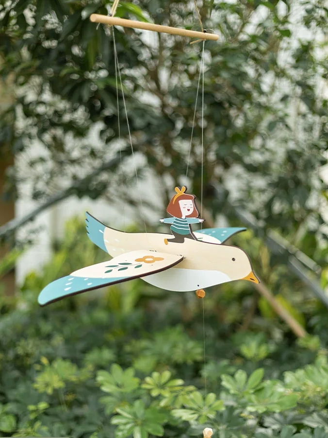 New seagull, swallow bird, flying in the air in the living room, balance pendant in the children's room, kindergarten ring Chuan