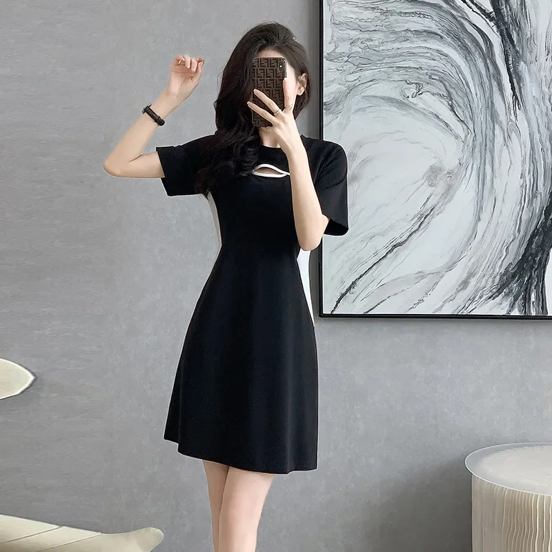 Vestido francés pausa para el té para mujer, diseño adelgazante de cintura alta, temperamento de vestido negro pequeño de nicho, Falda corta