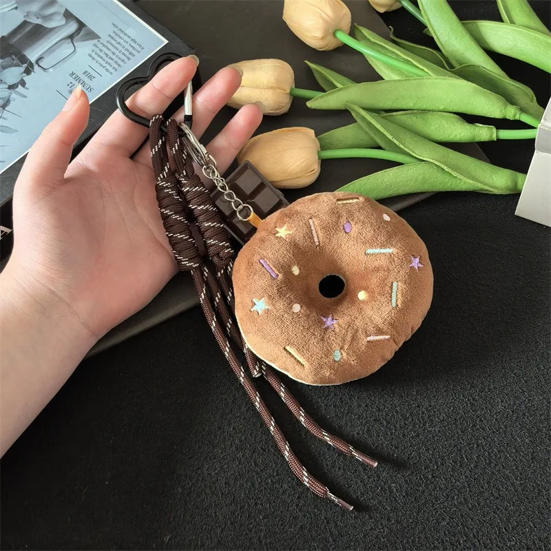 Bonito boneca de pelúcia donut chaveiro pelúcia donut saco pingente boneca brinquedos macios donut temático acessório para casal chaveiro presentes