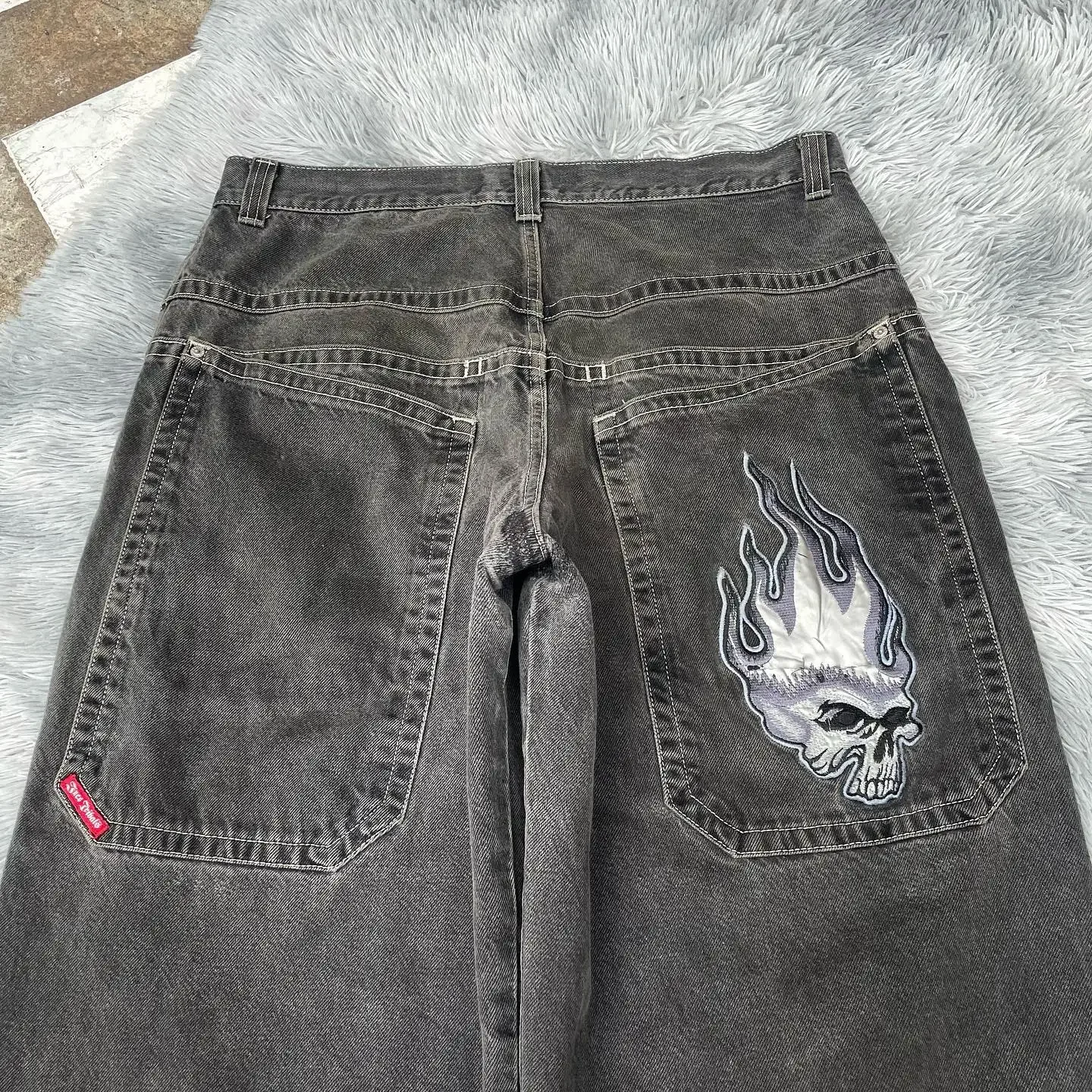 Homens e mulheres Loose Bordado Jeans, Hip Hop, Gótico, Retro, Chama, Padrão Caveira, Harajuku, Calças Largas, Calças, Streetwear